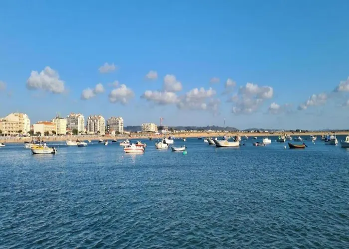 Sao Martinho Near * 圣马蒂纽·杜·波特