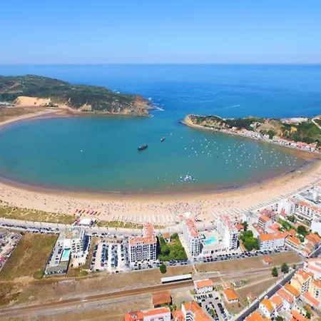 Апартаменты Sao Martinho Near